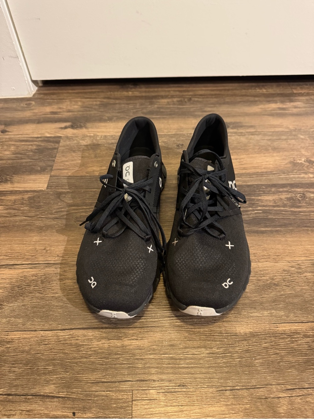 On Running Running Men's Cloud Black Lightweight Running Shoes Sz11
